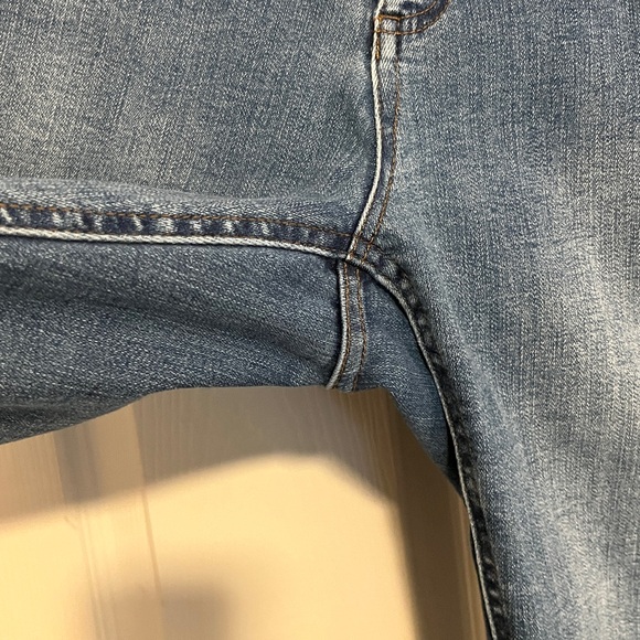 Reba Raw Hem Stretchy Skinny Medium Wash Denim Blue Jeans - Women’s Size 12 - Picture 7 of 16